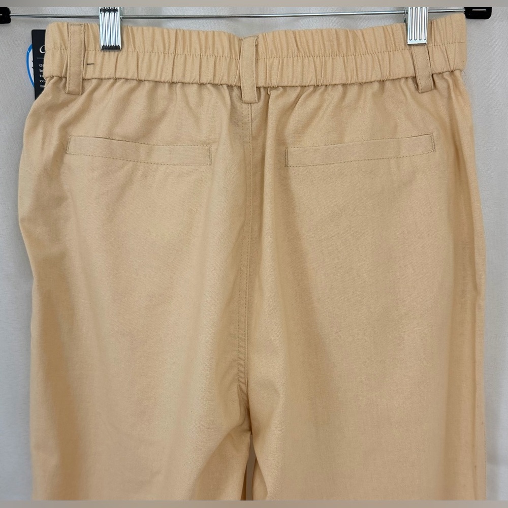 High-Rise Wide-Leg Pants in Cream - Picture 11 of 15